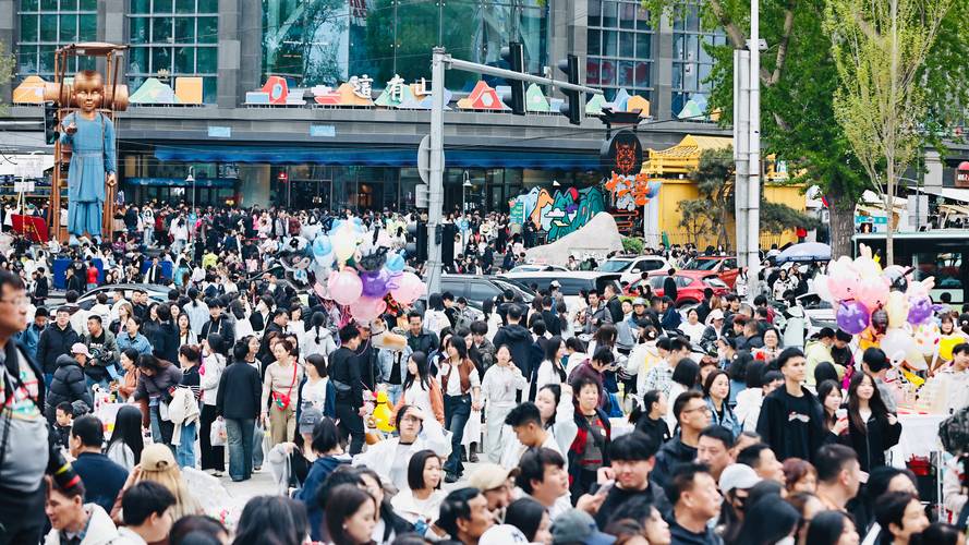 长春闻氏生鲜_长春红旗街万达广场首店经济_长春服务业发展