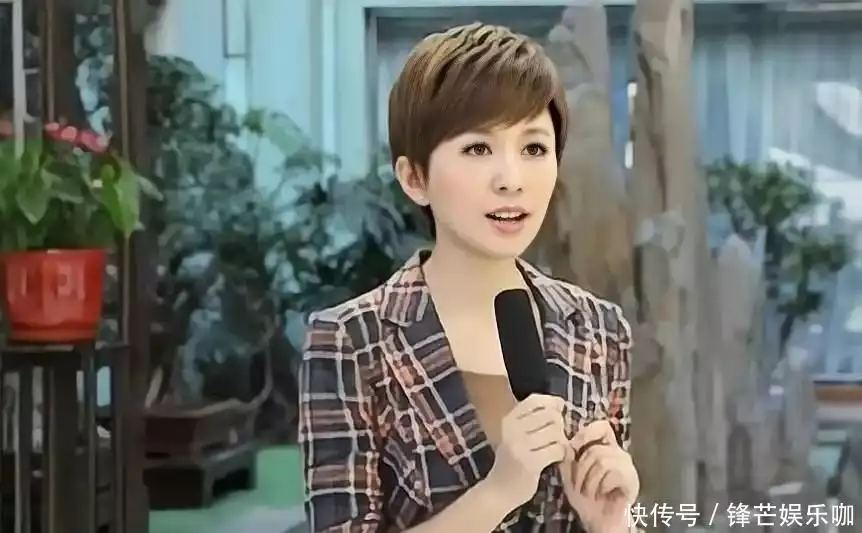 欧阳夏丹主持视频_欧阳夏丹 央视离职原因_欧阳夏丹 48岁未婚未育生活状态