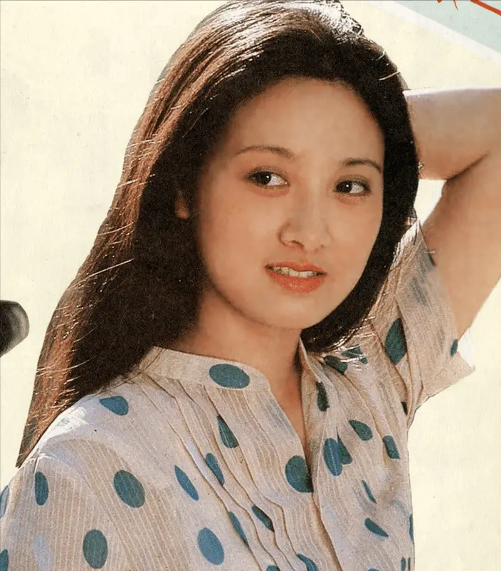 邓婕张国立重组家庭经历_邓婕养女张默成长故事_张国立前妻 urlifengcom