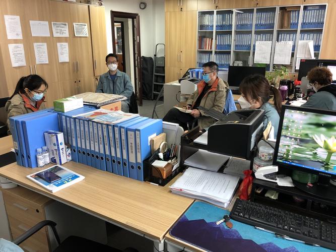 远程办公工具选择_钉钉企业微信对比_和钉钉类似的工作软件