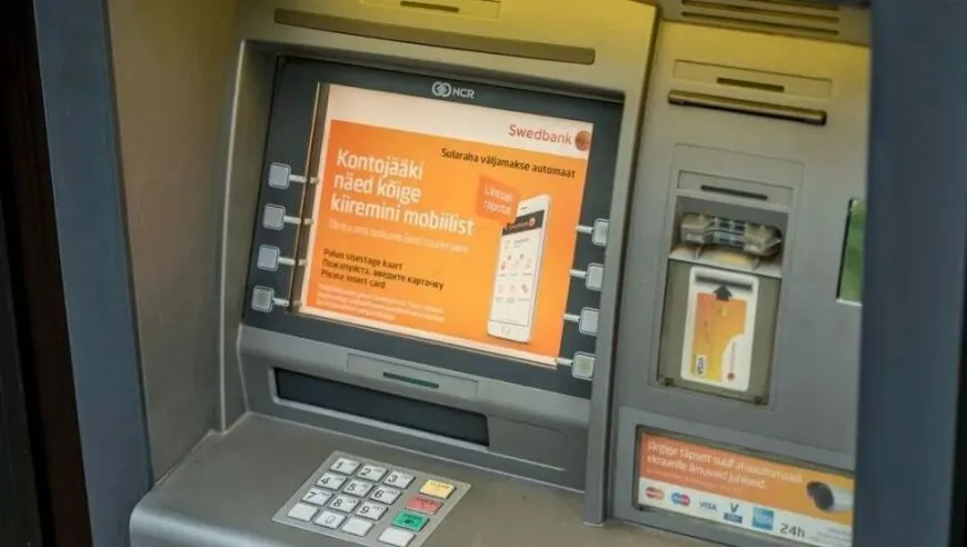 爱沙尼亚银行业现"退卡革命"：瑞典银行7月起ATM全改"先退卡后吐钱"，能否终结忘卡难题
