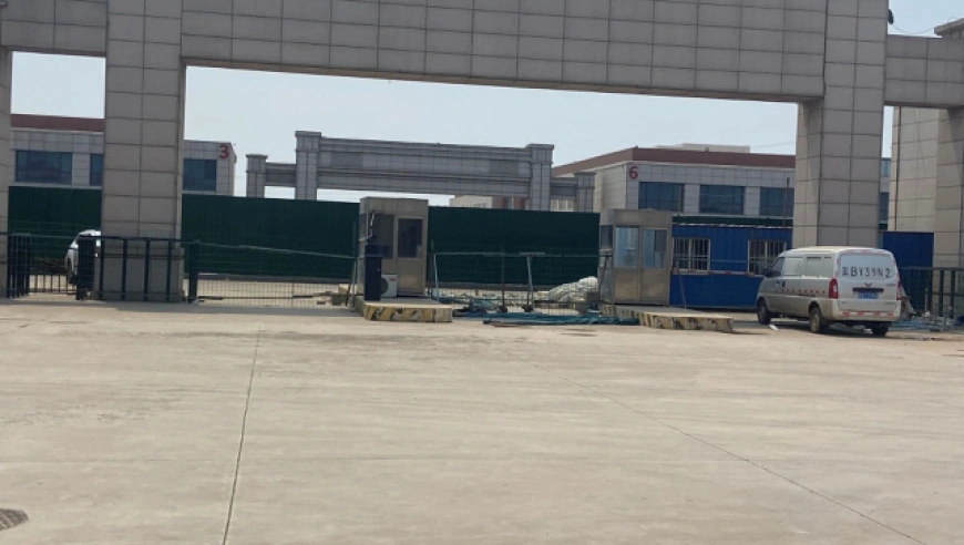 首衡集团涉嫌利用员工企业骗贷：圈地模式与金融风险