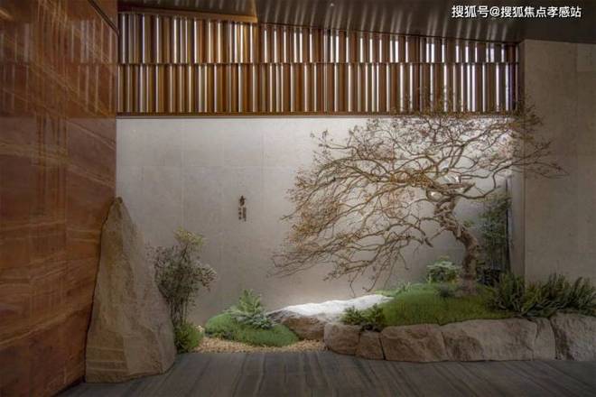 外滩国际金融中心_越秀外滩樾风貌别墅_上海外滩源附近豪宅