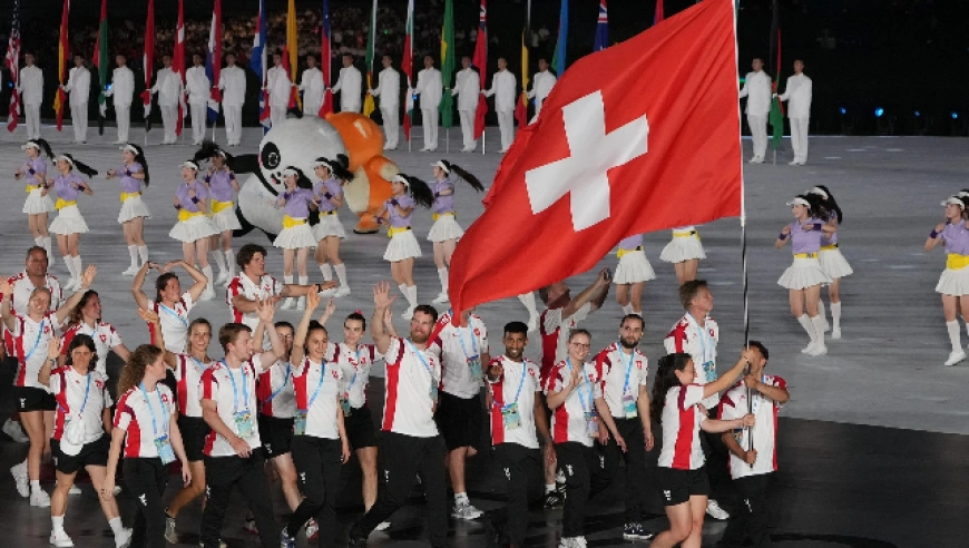 瑞士选手里卡尔多·兰坎夺得成都世运会首枚金牌