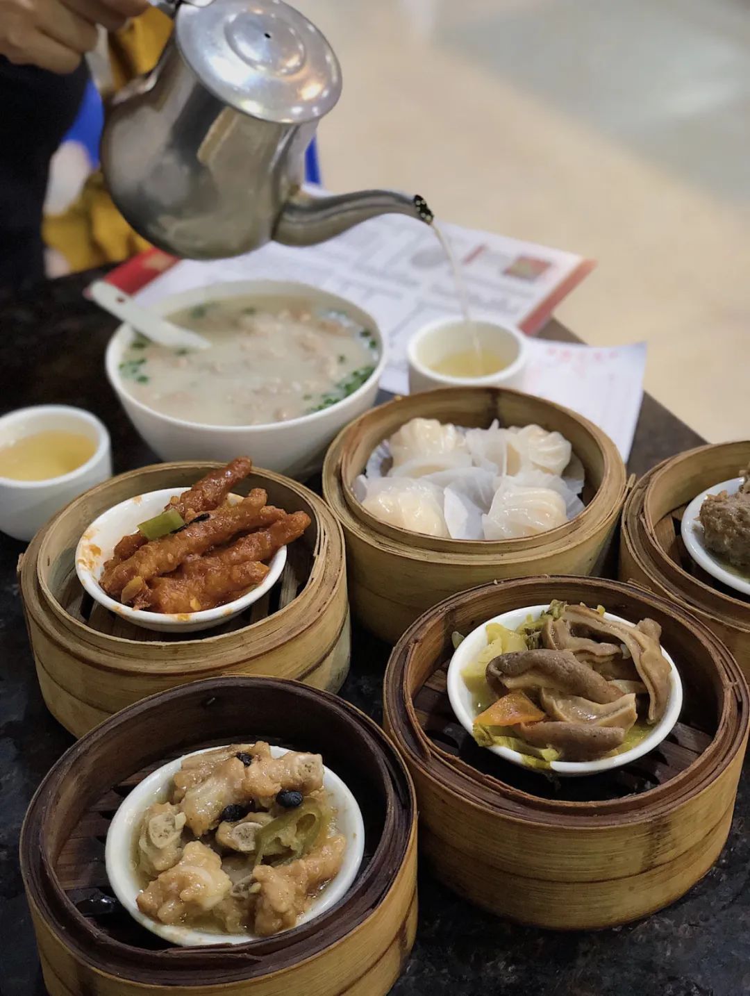 东莞宝藏早茶店_府城,兴丹路,早茶_东莞居民楼下的早茶档