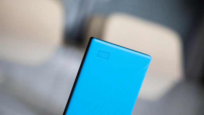 西部数据移动硬盘序列号查询_WD My Passport随行版移动硬盘_时尚个性移动硬盘推荐