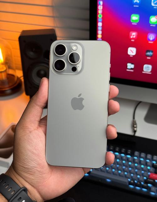 苹果品牌选择 国产厂商竞争力 消费者品牌选择自由_现在明星都用什么手机