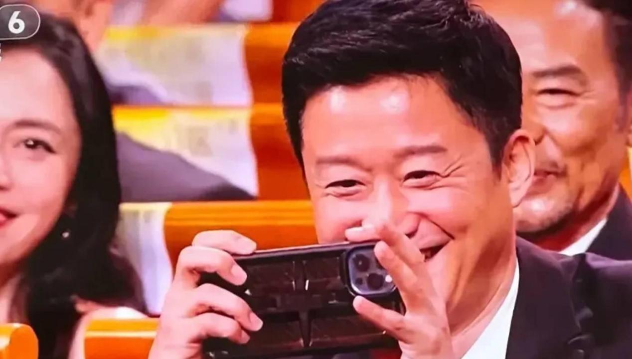 苹果品牌选择 国产厂商竞争力 消费者品牌选择自由_现在明星都用什么手机