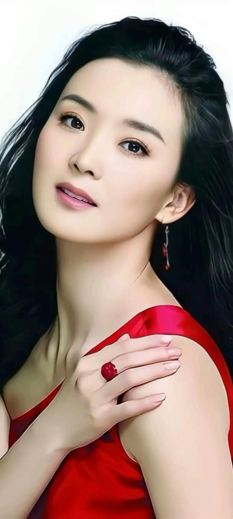 王艳儿子照片_王志才陪王艳图片_王艳低调生活