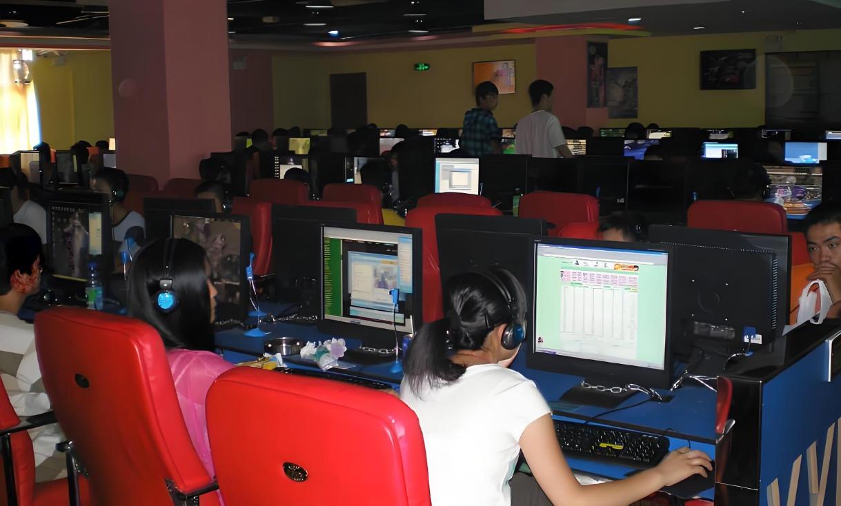 街机游戏机有声音没有画面_街机厅黄金时代与没落原因_街机游戏发展历程