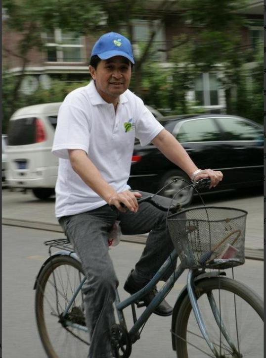 毕福剑近况_毕福剑写错字事件_毕福剑饭局照片