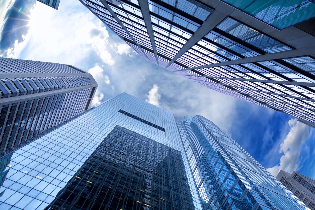 金融专业全国排名_金融行业高薪工作_顶级金融高校就业优势