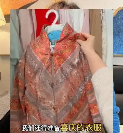 龙洋真实生活_央视主持人收入_欧阳夏丹还在央视吗