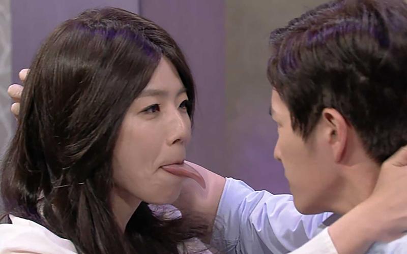 日本最新电影的网址_日本成人电影产业_日本成人电影女优采访