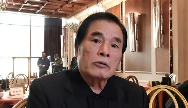 雷洪五房妻子_雷洪 七房 争议_雷洪 传 奇人生