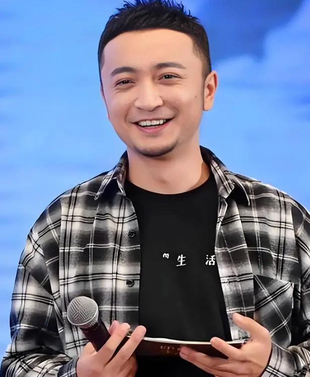 欧阳夏丹还在央视吗_尼格买提 央视主持人 职业风波