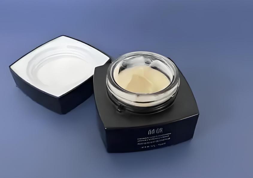 花王面霜怎么样_哪款面霜抗皱紧致效果好_使用护肤品的好处