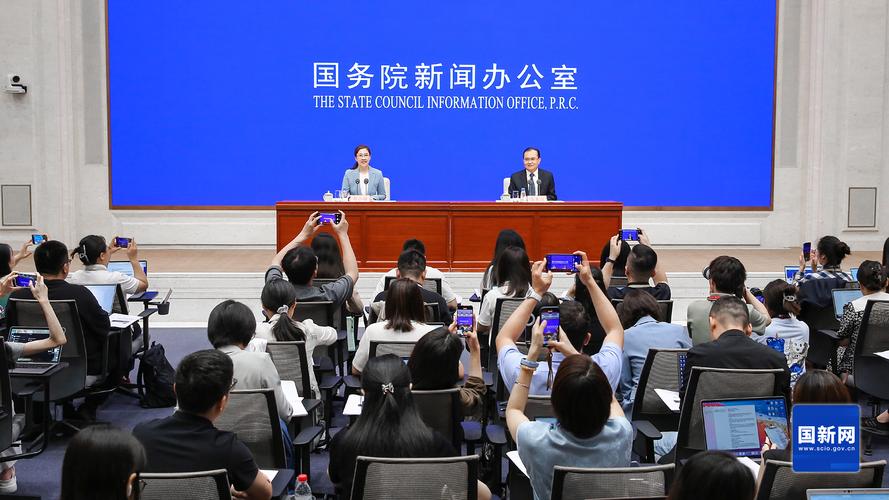 2025年前三季度国民经济运行情况_2025近期新闻大事件_国家统计局新闻发言人答记者问