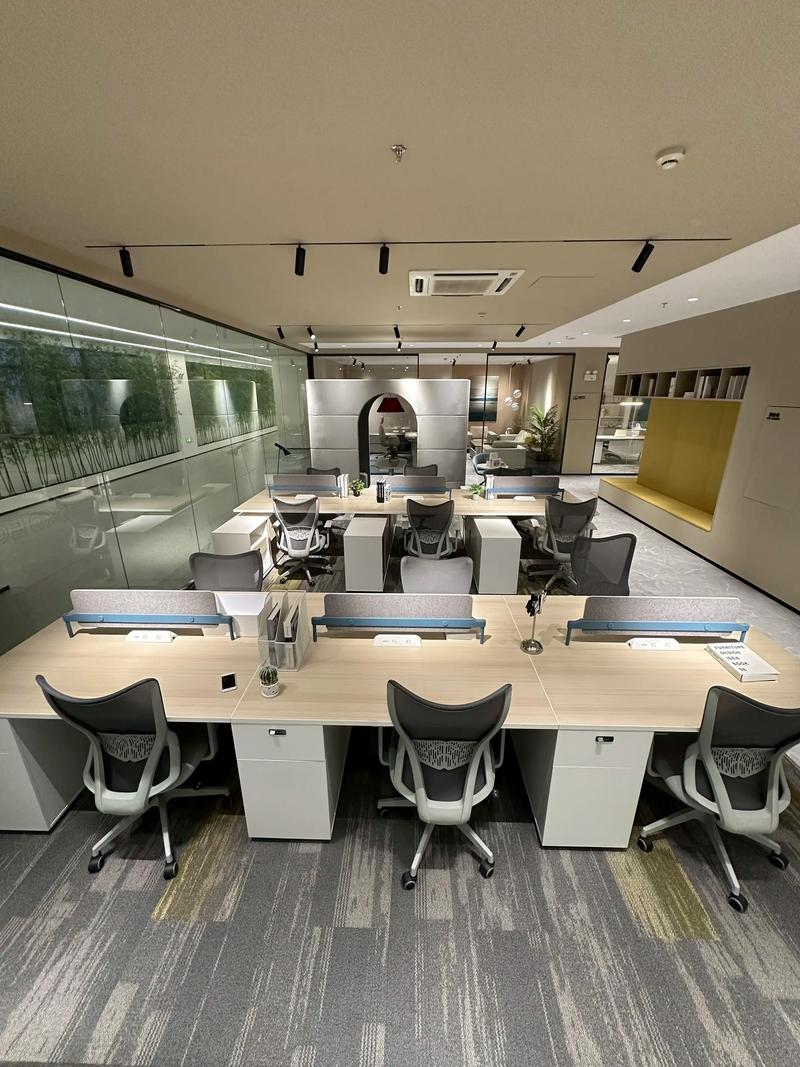 办公用什么系统好_2025全国科技公司职员桌推荐榜_环保高效办公家具