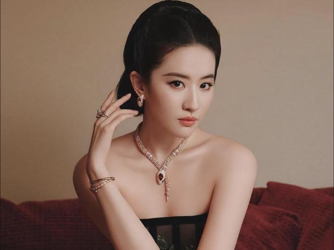 2025最美中国榜_东方美代表女性_2025年中国美女排行榜