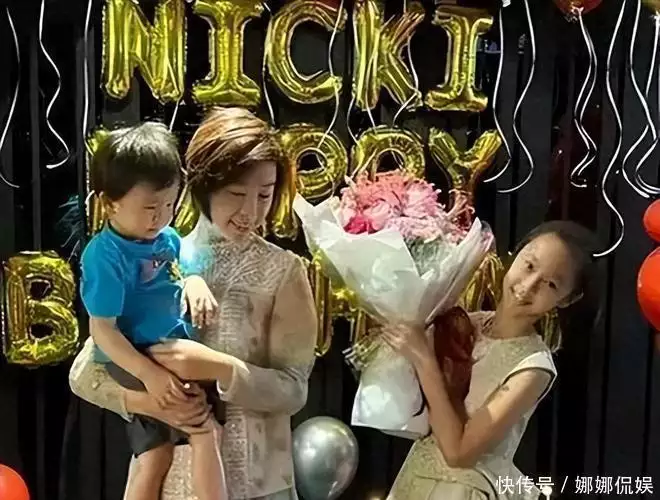 徐威对袁立痴心12年终成空，转身娶张怡宁，袁立可曾后悔？