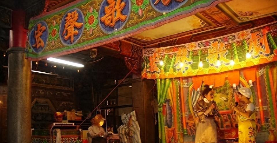 台湾影帝雷洪七个老婆_雷洪七房太太真相_雷洪一妻五妾