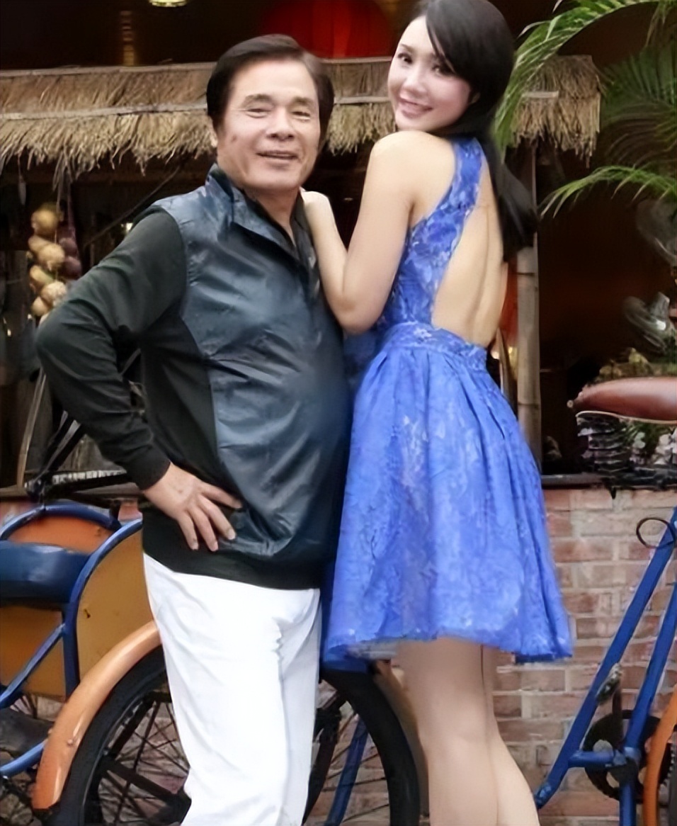 雷洪一妻五妾_雷洪七房太太真相_台湾影帝雷洪七个老婆