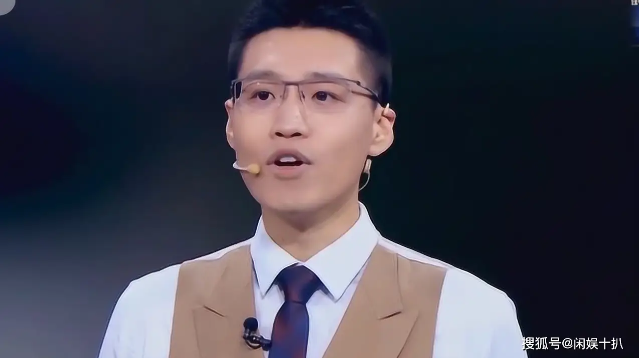 中央财经频道男主持人_央视财经频道主持人刘仲萌_刘仲萌主持经历