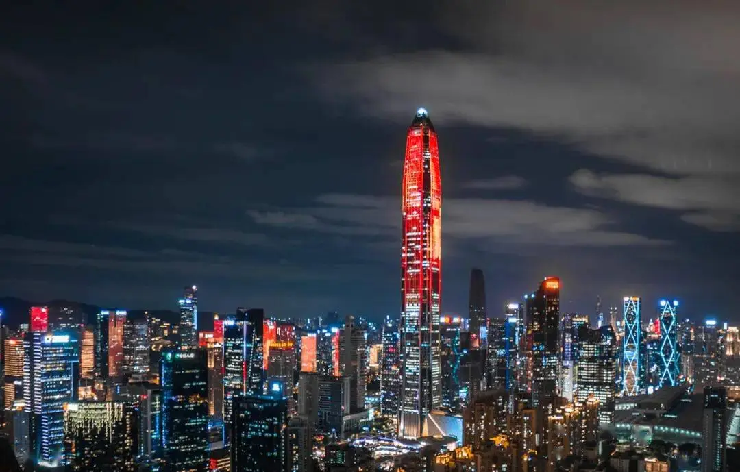 深圳平安金融中心夜景改造_深圳平安金融大厦施工方案_勇电智慧照明解决方案