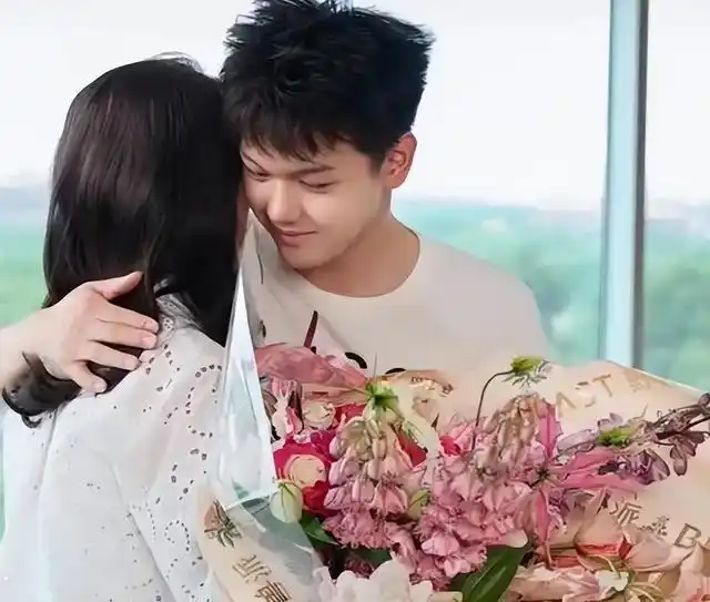 王艳婆婆对儿媳的压迫_王艳老公欠赌债消失_王艳跟王志才的照片