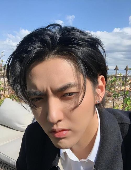 初代四大流量_李易峰吴亦凡塌房_杨洋和吴亦凡照片大全