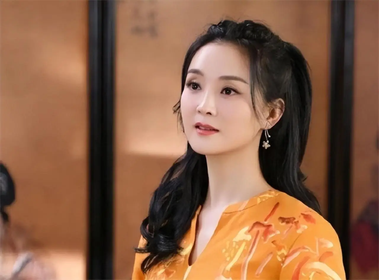 王艳演艺生涯经历_王艳丈夫欠赌债_王艳跟王志才的照片