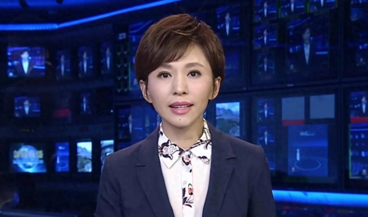 央视女主持人欧阳夏丹_欧阳夏丹 央视 主持人 消失原因_欧阳夏丹 母亲 癌症 照顾经历