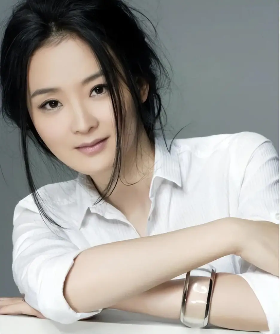 王艳 晴格格 北京舞蹈学院 演艺之路 王志才 王艳婚姻生活 王艳家庭生活 王艳事业经历 王艳婆婆关系 王艳继子_王艳跟王志才的照片