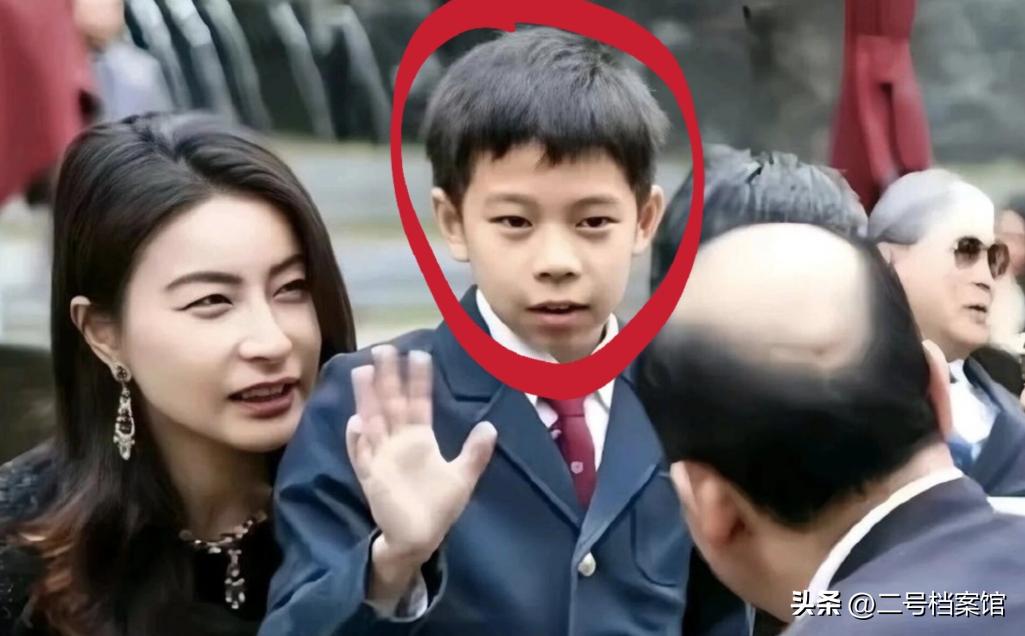 张怡宁闪婚富商_张怡宁四块巧克力_张怡宁为什么找徐威