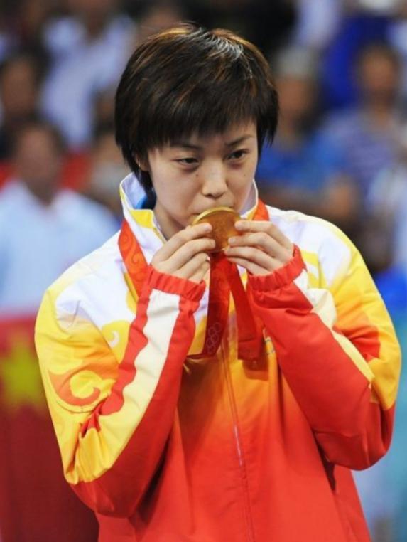 徐威袁立恋情_张怡宁为什么找徐威_张怡宁徐威婚姻