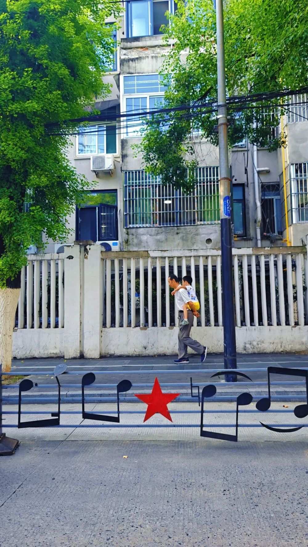 从飞机窗户拍照图片_2025年你最满意的一张照片 征集活动 精选佳作