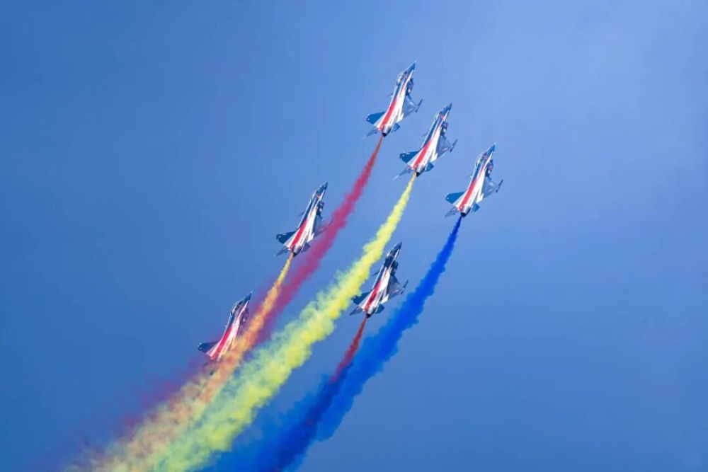 2025年你最满意的一张照片 征集活动 精选佳作_从飞机窗户拍照图片