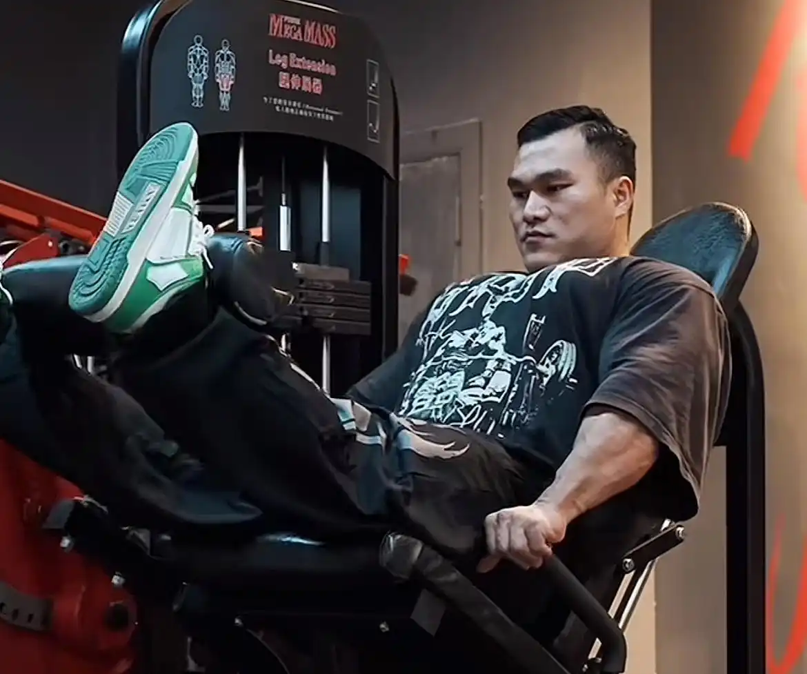 健美类固醇危害_安徽健身博主王昆去世原因_山东健美冠军被打死