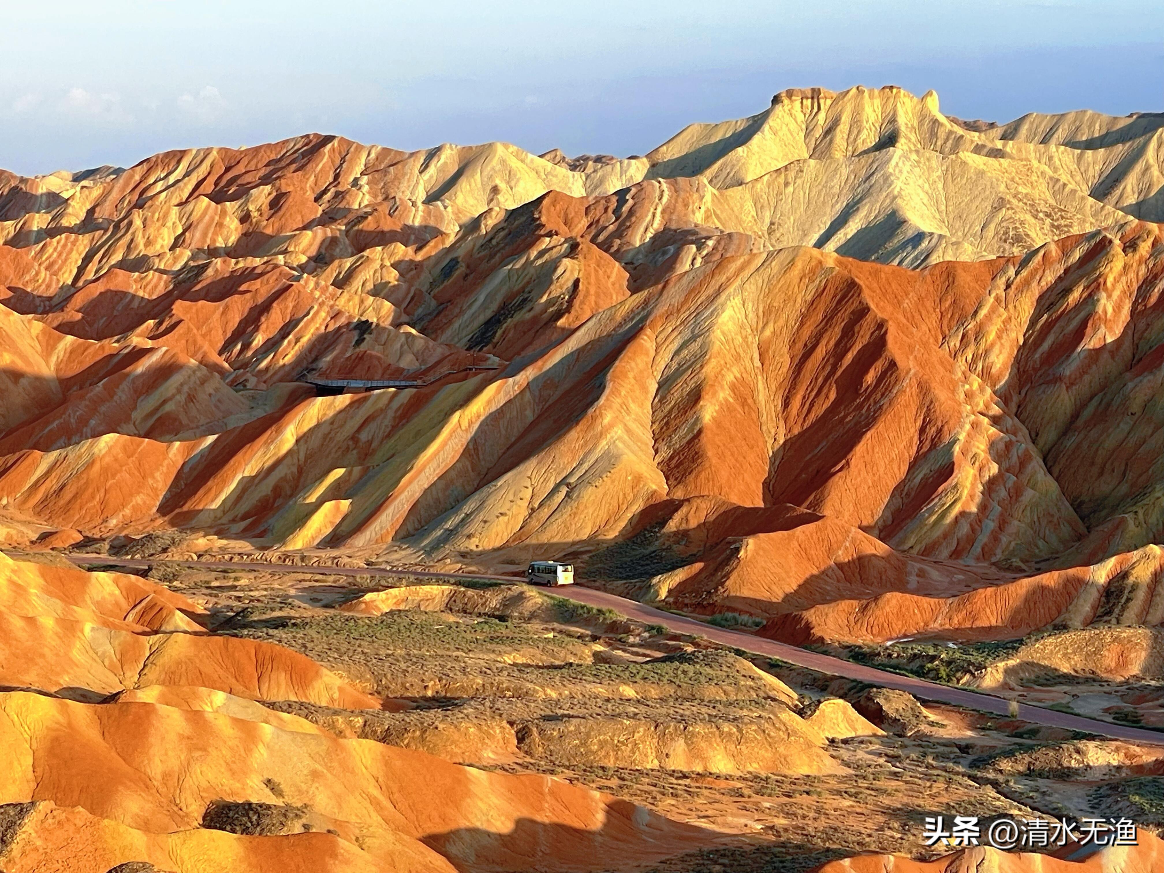 甘肃5A级景区_敦煌莫高窟特点_嘉峪关崆峒山麦积山石窟