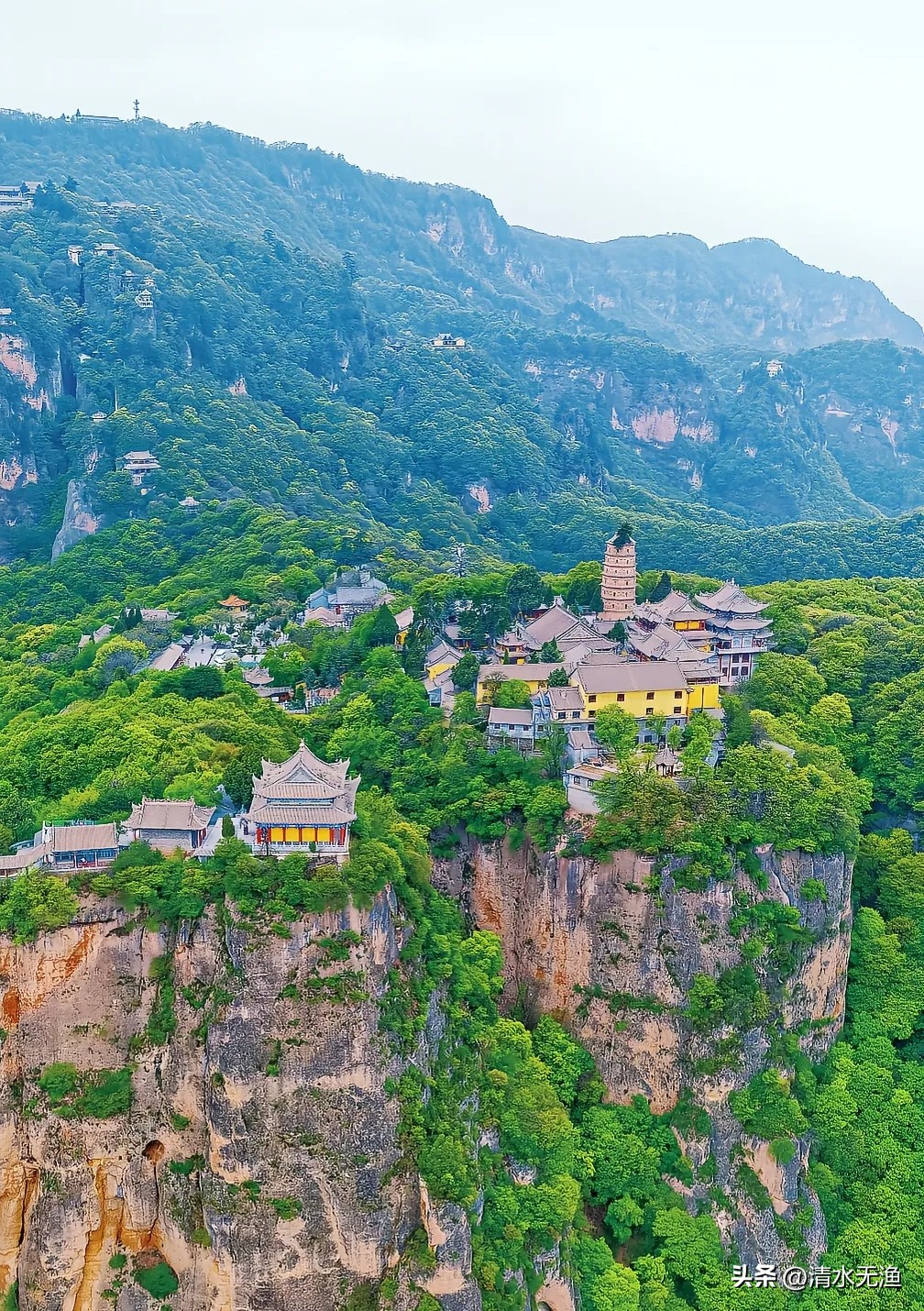 敦煌莫高窟特点_甘肃5A级景区_嘉峪关崆峒山麦积山石窟