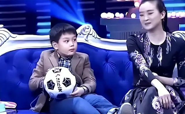 晴格格王艳近照_王艳儿子球球北大_王艳老公王志才图片