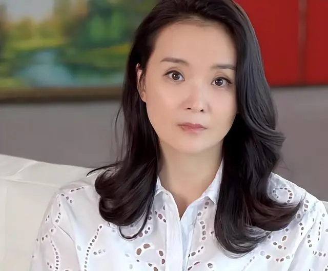晴格格王艳近照_王艳儿子球球北大_王艳老公王志才图片
