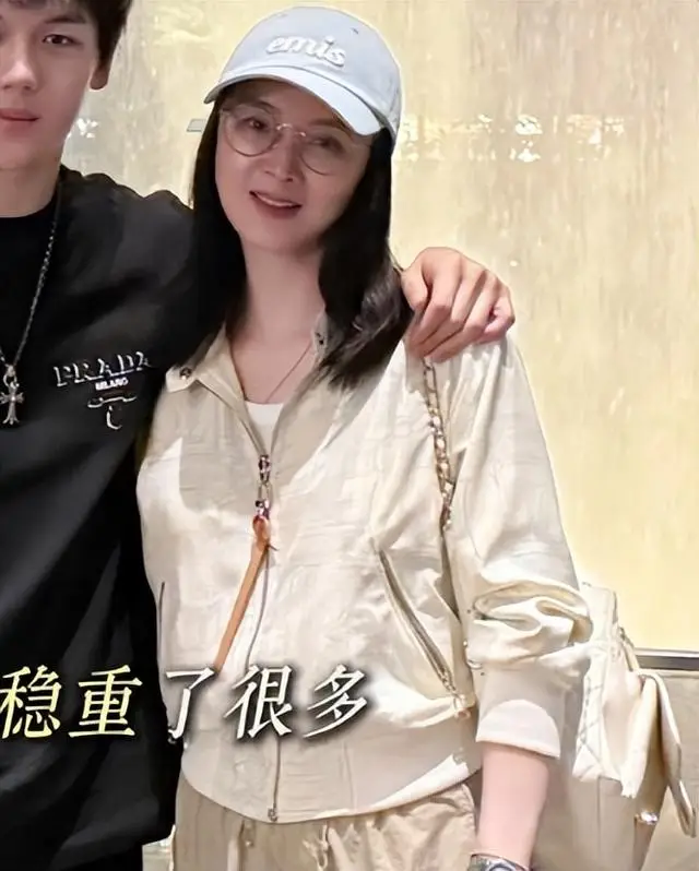 王艳儿子球球北大_晴格格王艳近照_王艳老公王志才图片