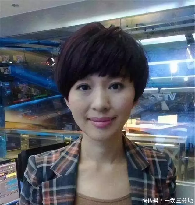 欧阳夏丹不主持新闻联播了吗_欧阳夏丹 主持生涯 48岁不婚不育