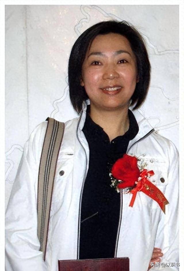 梁艳 中国女排 五连冠_女排梁艳的女儿