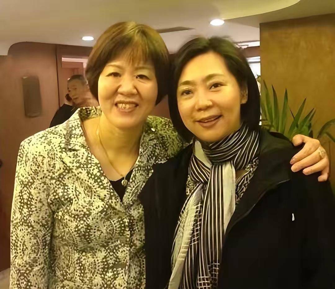 女排梁艳的女儿_梁艳 中国女排五连冠 女排运动员