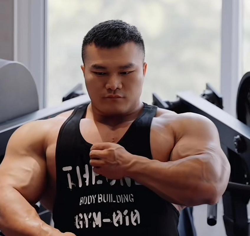 健美大神王昆离世原因_山东健美冠军被打死_安徽健美界损失