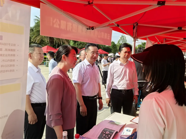 2025年云南省“百城千校千企”就业促进活动启动