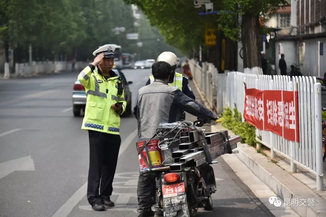 昆明交警电话服务热线_昆明交警车管所分布地点_昆明交警各大队地址电话办理时间